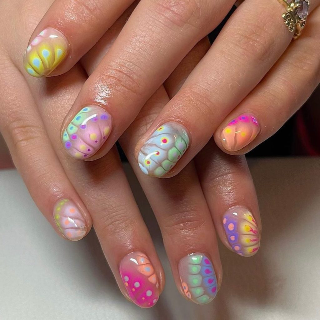 15 Blooming Gel Nail Art Designs for Stunning Looks 6 blooming gel nail art
