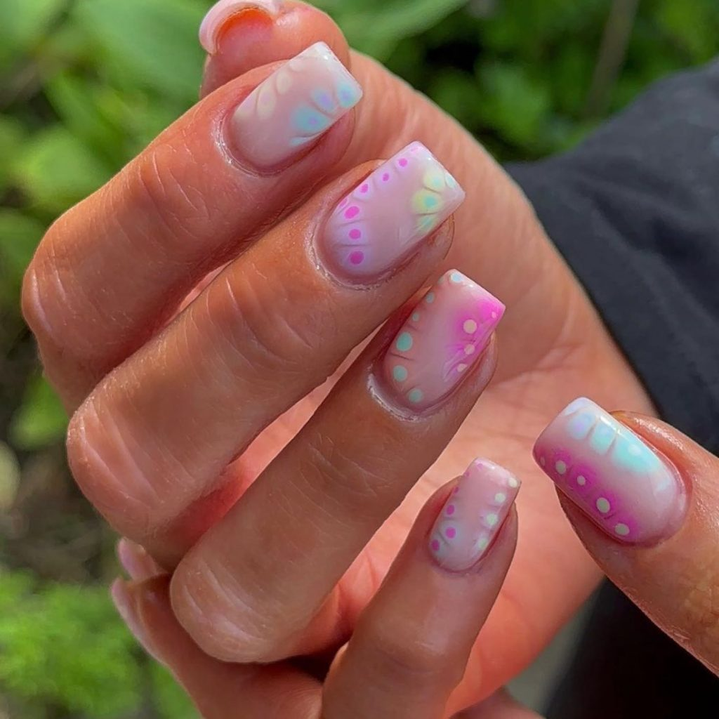 15 Blooming Gel Nail Art Designs for Stunning Looks 10 blooming gel nail art
