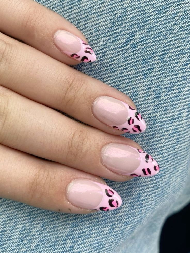 12 Hot Pink Nails That Make Your Manicure Stand Out 10 image 106