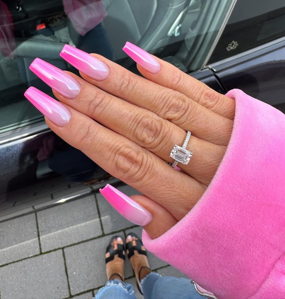 15 Pink Nails Acrylic Designs for Every Style and Occasion 2 image 111