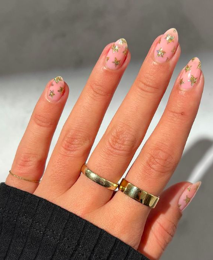 13 Short Almond Nails Ideas for Stylish and Practical Looks 10 image 137