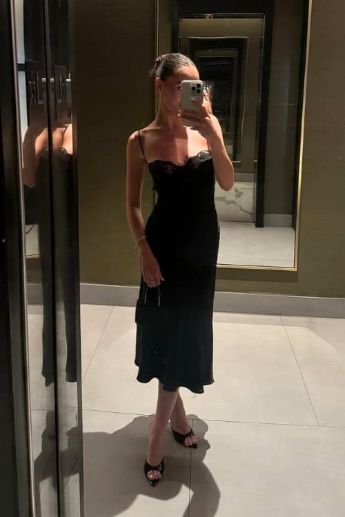 17 Chic Night Out Outfit Ideas for a Stylish Look 3 image 290