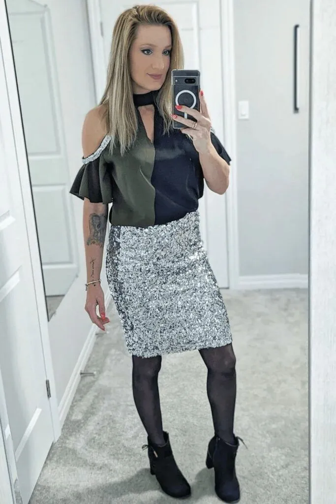 Chic Pencil Skirt Outfits for Every Occasion 2 Disco Ball Chic