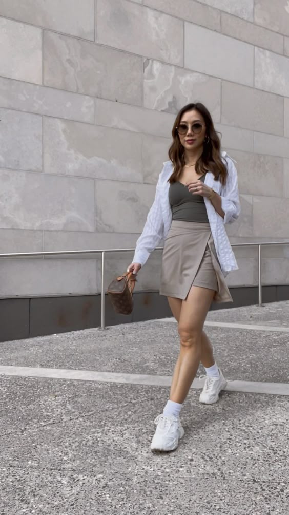 Stunning Cancun Mexico Outfits for a Stylish Vacation 16 Grey Skirt with Button Down Shirt