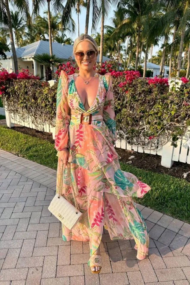 Miami Outfits for Every Occasion Stay Stylish and Chic 10 Miami Outfits Florida 8 640x960 1