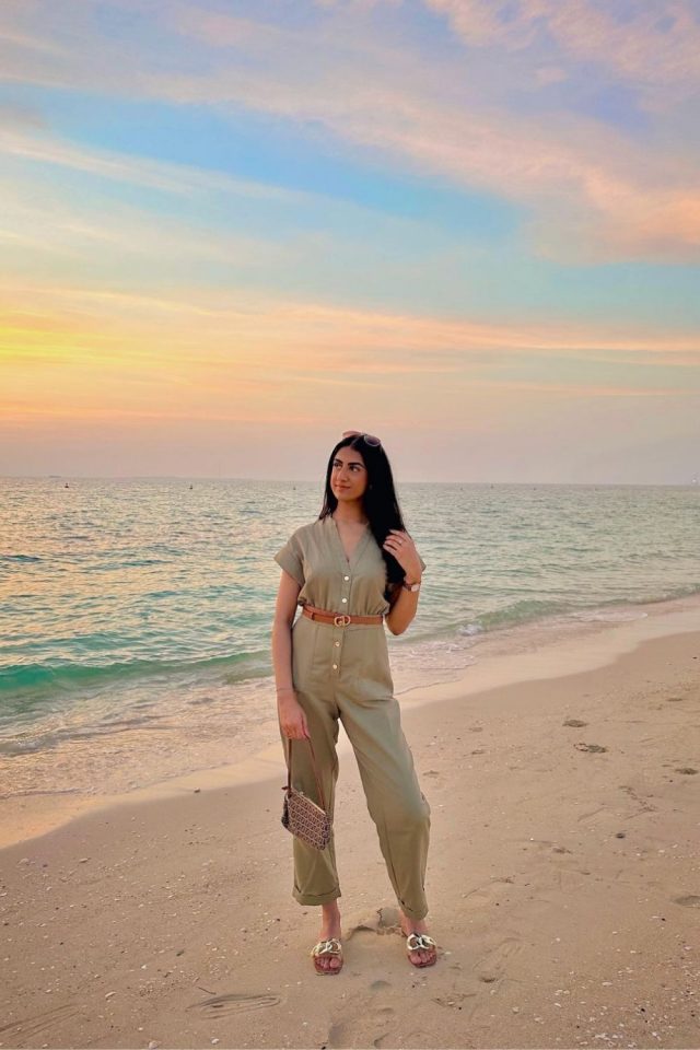 Dubai Outfits Fashionable Looks for Every Occasion 8 Seaside Serenity