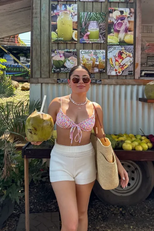 Stylish Hawaii Vacation Outfits to Stay Cool and Chic 6 cute