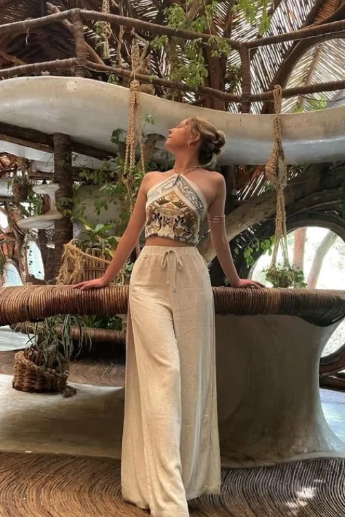 Stylish Punta Cana Outfits for a Beach Vacation 8 halter