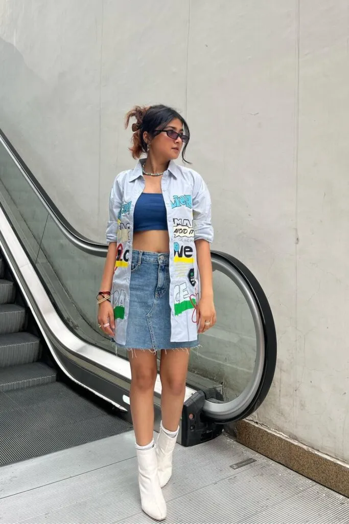 Chic Oversized Shirt Outfit Ideas for Effortless Style 3 how to style oversized shirt 3 683x1024 1