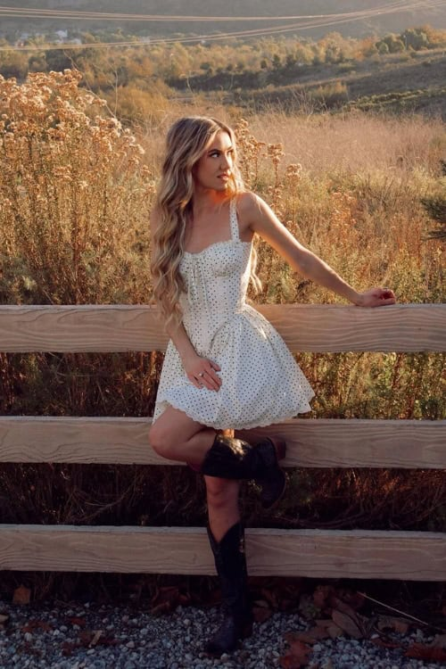 Country Concert Outfits & Cowgirl Outfit Ideas 8 image 105