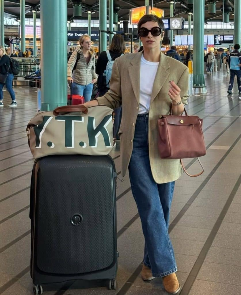 9 Best Airport Outfit Summer Stay Cool and Stylish 9 image 170