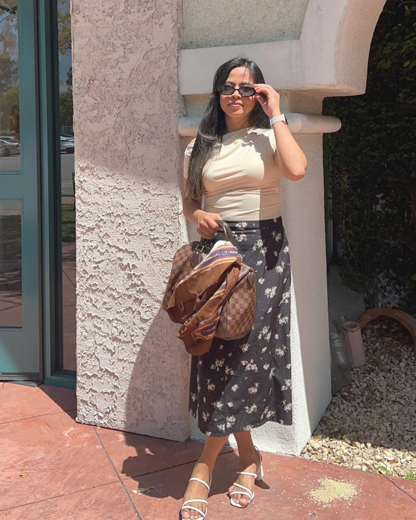 Church Outfit Summer Elegant and Modest Looks for Warm Days 1 image 269