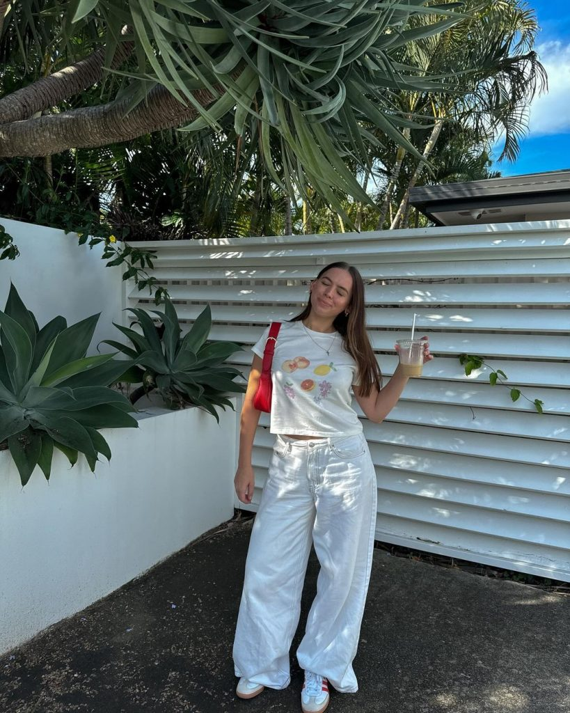 Church Outfit Summer Elegant and Modest Looks for Warm Days 2 image 270