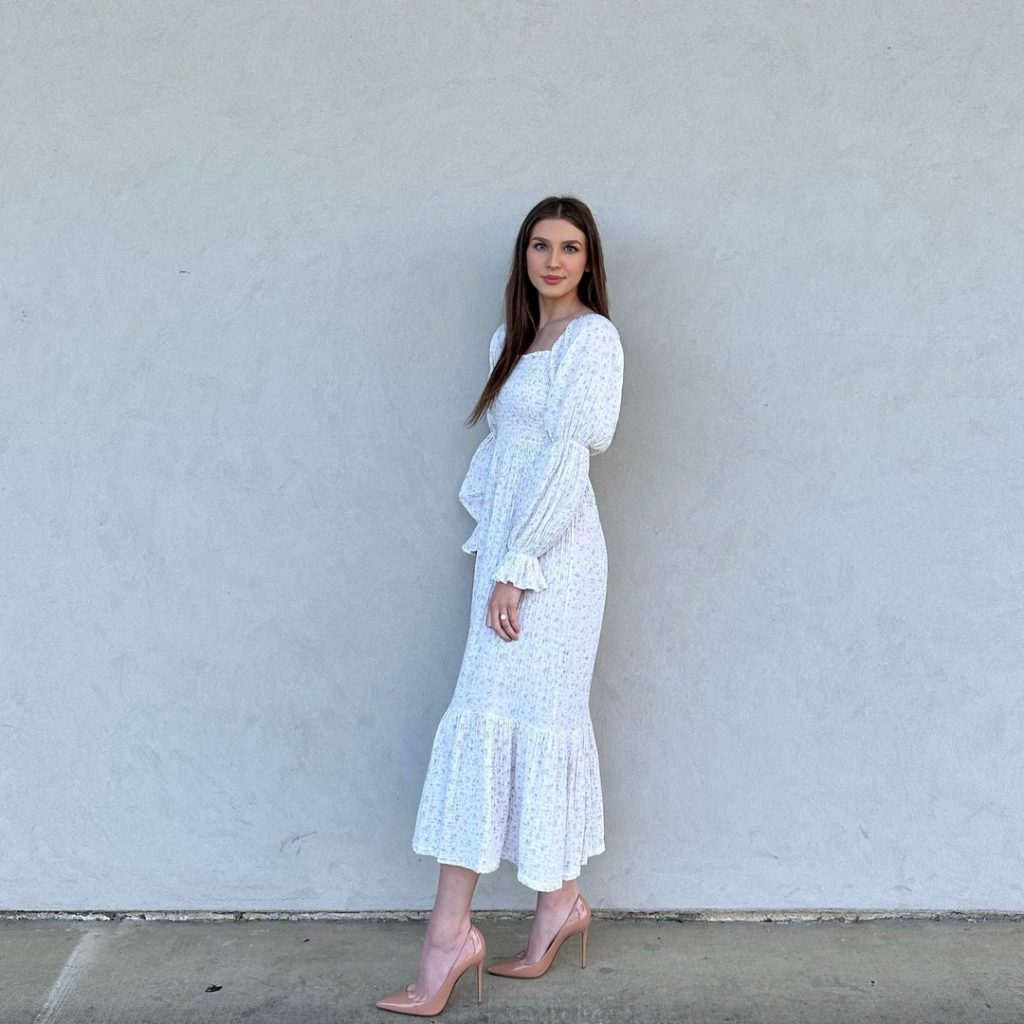 Church Outfit Summer Elegant and Modest Looks for Warm Days 3 image 271