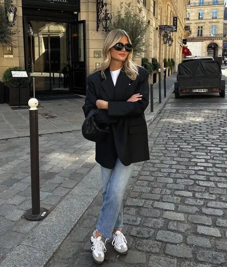 Stylish Spring Outfits to Refresh Your Wardrobe This Season 3 image 355