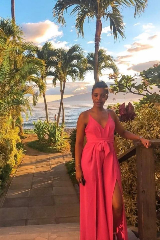 12 Hawaii Outfits That Keep You Stylish and Comfortable 8 image 84