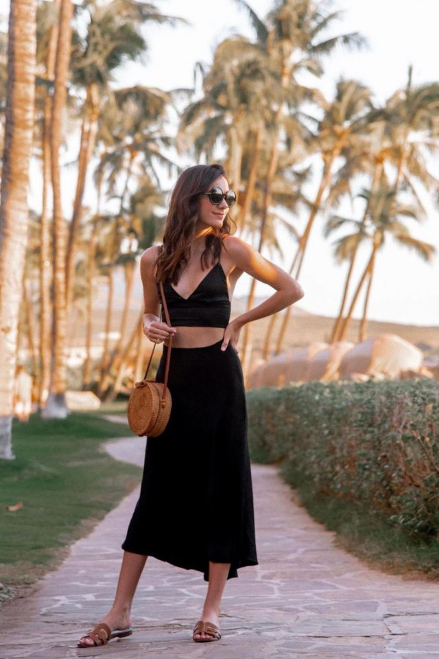 12 Hawaii Outfits That Keep You Stylish and Comfortable 12 image 90
