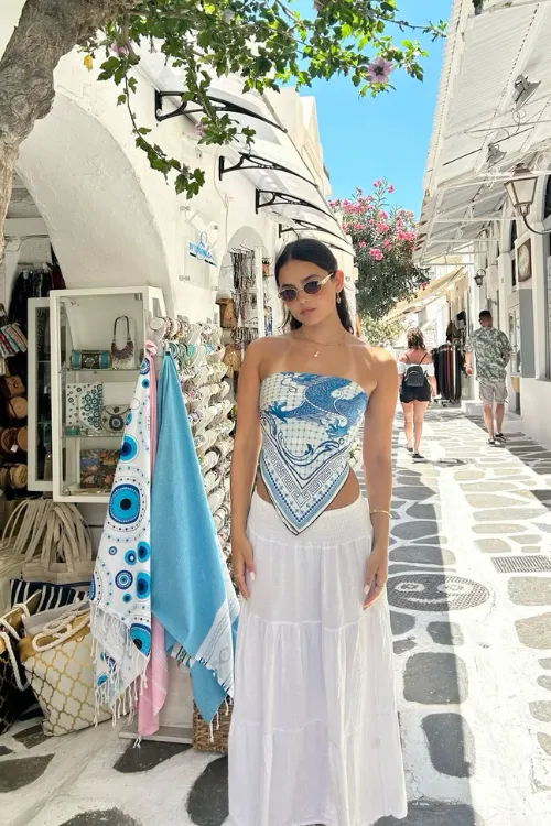 Stylish Punta Cana Outfits for a Beach Vacation 13 scarf 1