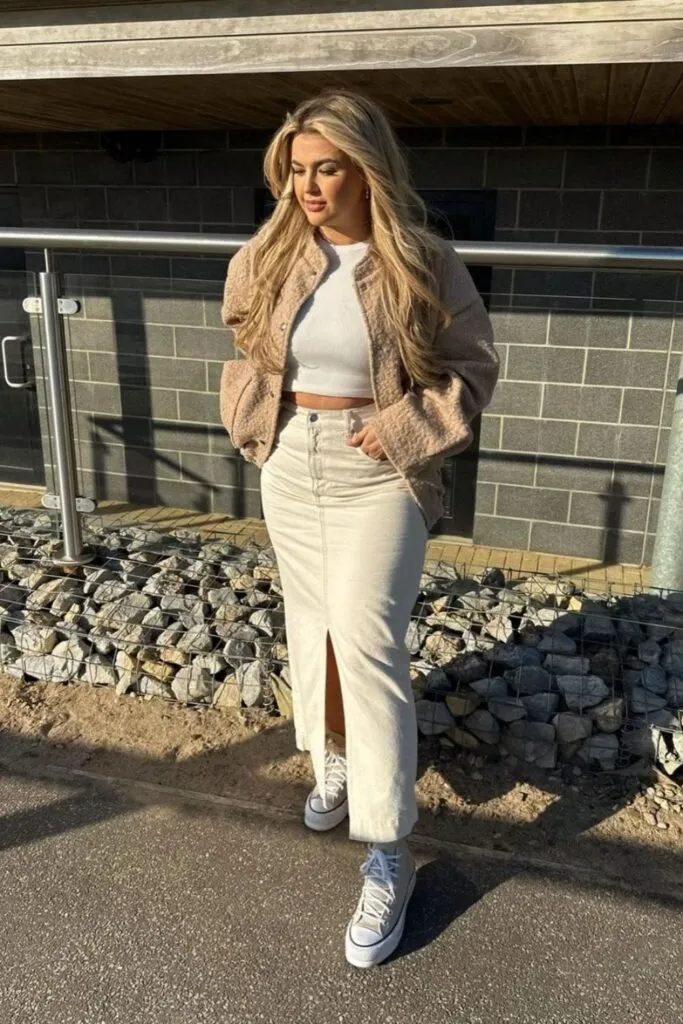 Trendy Midi Skirt Outfits to Elevate Your Style 8 1 Midi Skirt Outfits 11 683x1024 1