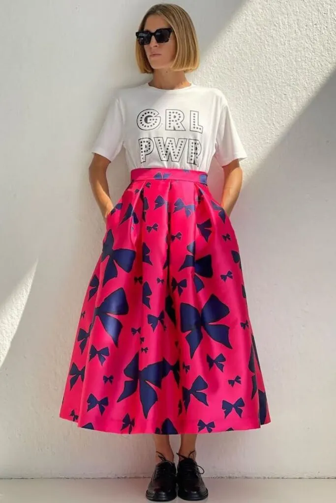 Trendy Midi Skirt Outfits to Elevate Your Style 11 1 Midi Skirt Outfits 14 683x1024 1