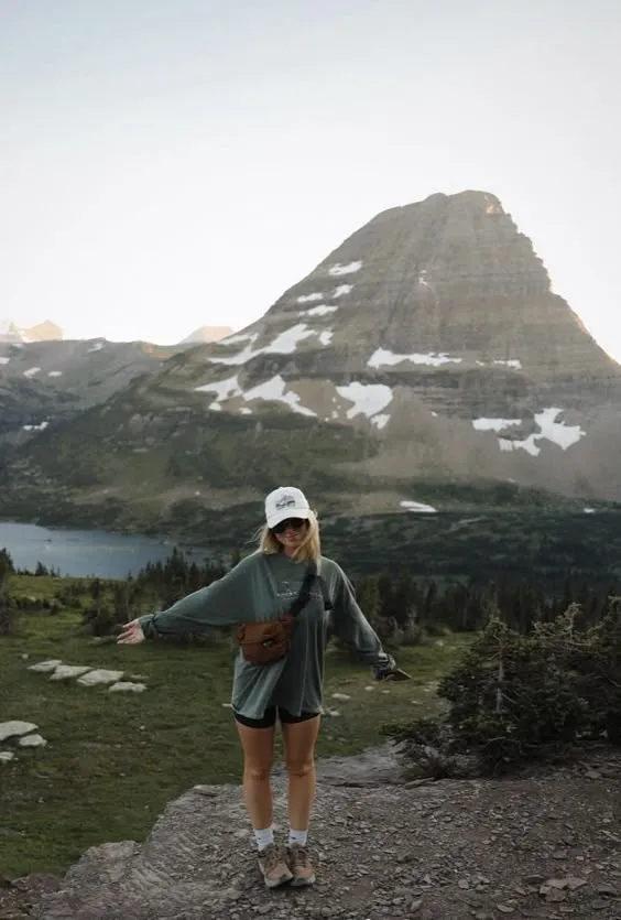 Hiking Outfit Summer Ideas That Keep You Cool and Stylish 6 754e2f7bdc34006cfb41150cba86c8ce