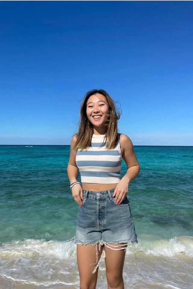 Bahamas Outfit Ideas for Every Island Occasion 13 Bahamas Outfits 37 640x960 1
