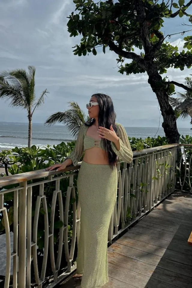 Bali Outfit Ideas for Every Vacation Moment 4 Bali Outfits 7 640x960 1