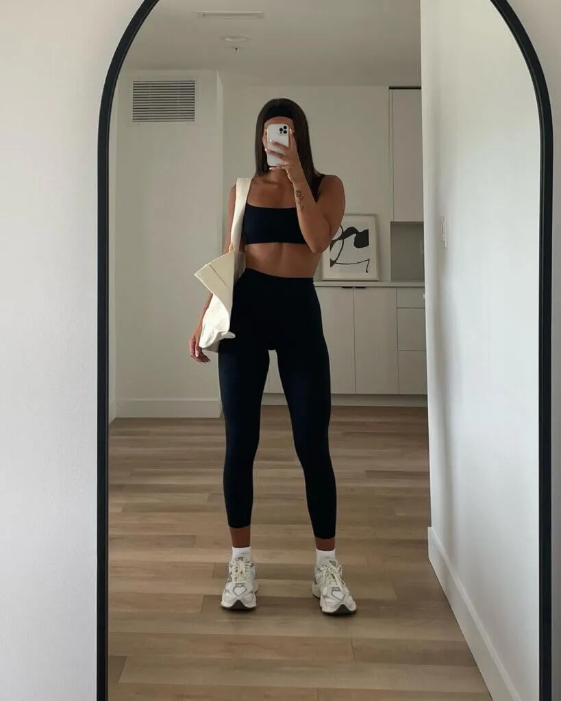 Stylish Comfortable Workout Outfits for Every Move 14 gym outfits 819x1024 1