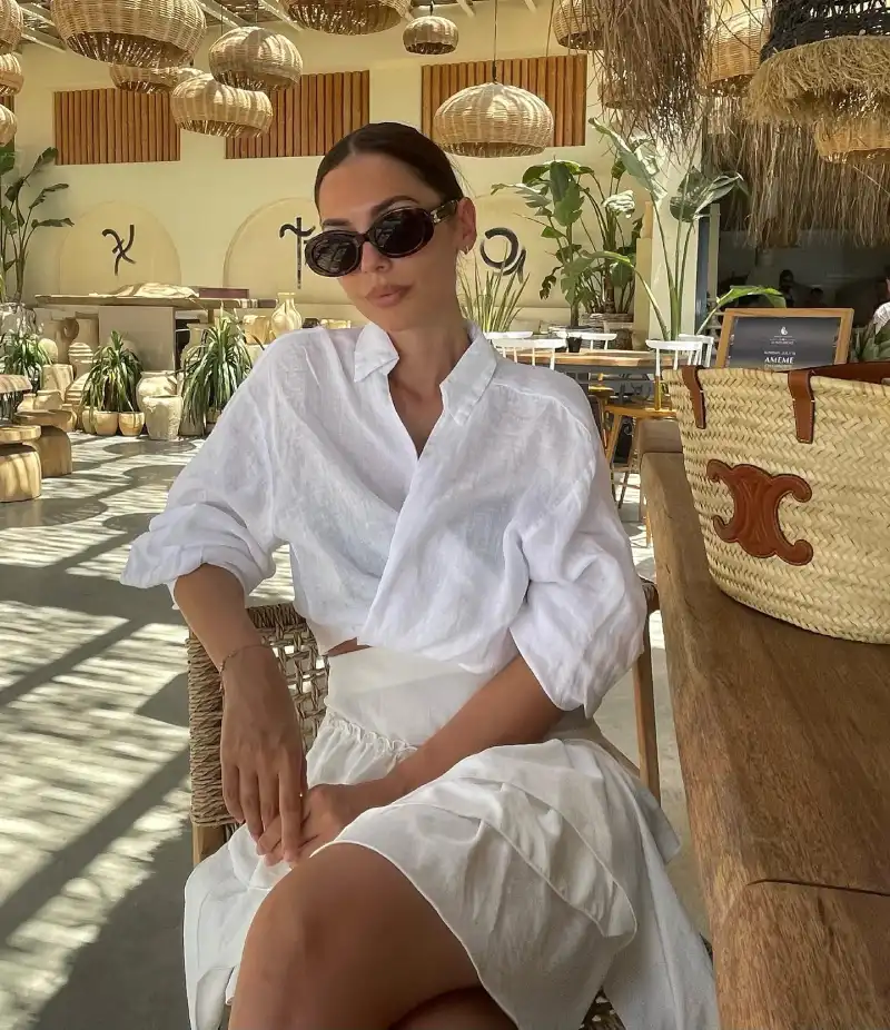 Stylish Summer Beach Outfit Ideas for Women 5 image 33