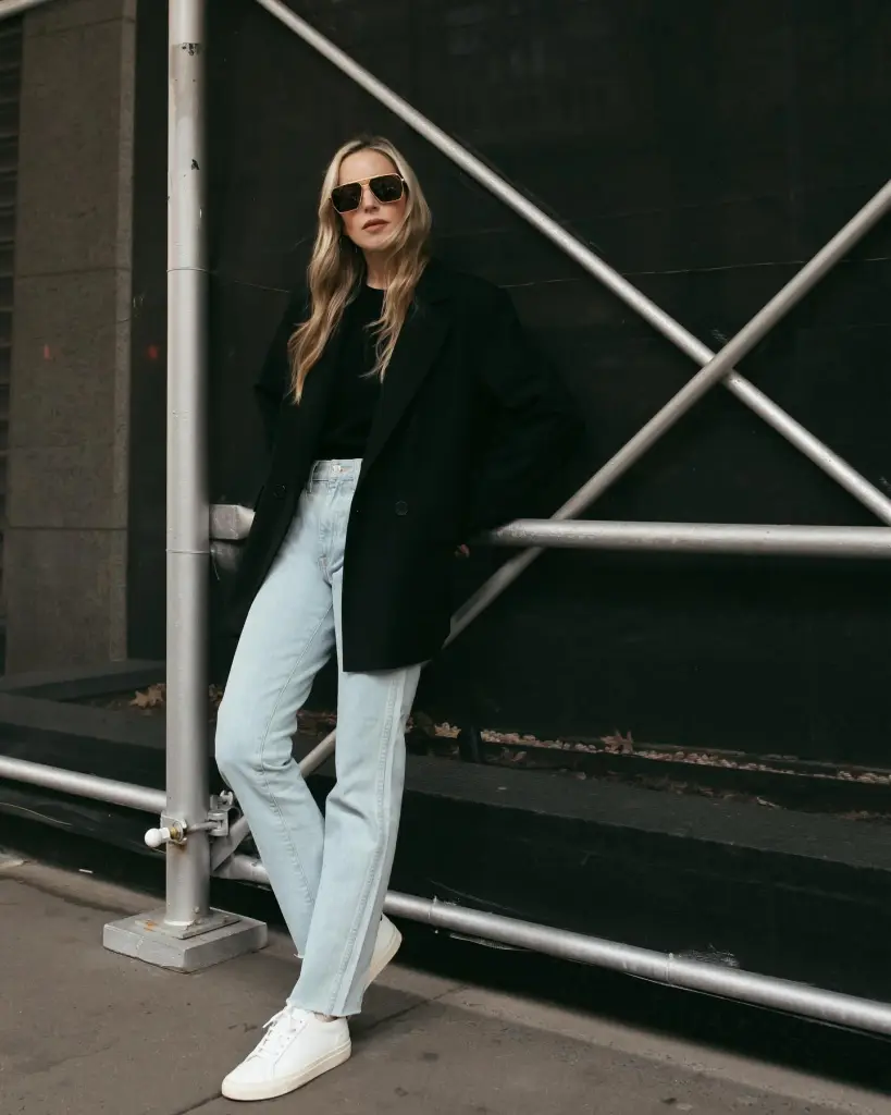 New York Outfits for Style and Comfort 10 image 64