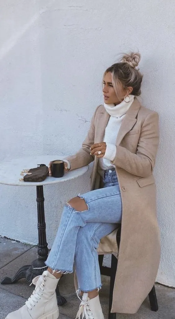 Winter Outfit Ideas for Effortless Style 15 5ab158fa44d3c750b447bfb401a15f5f